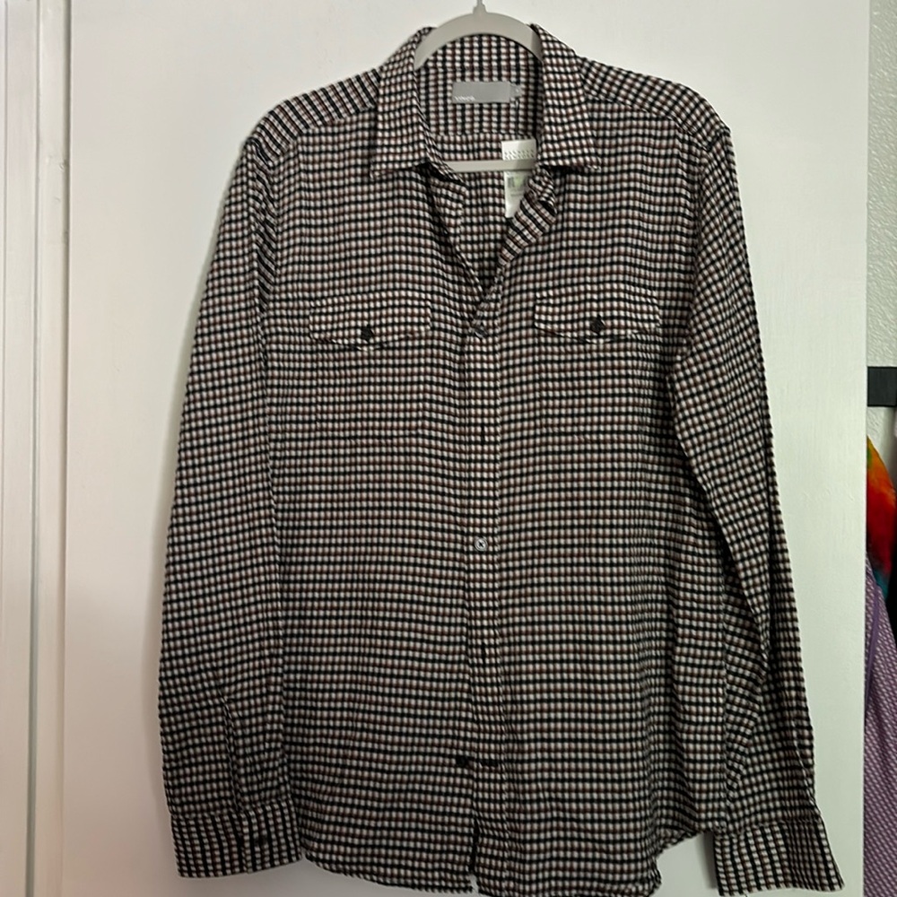 Vince. Men’s Button Down Shirt Size Medium NWT